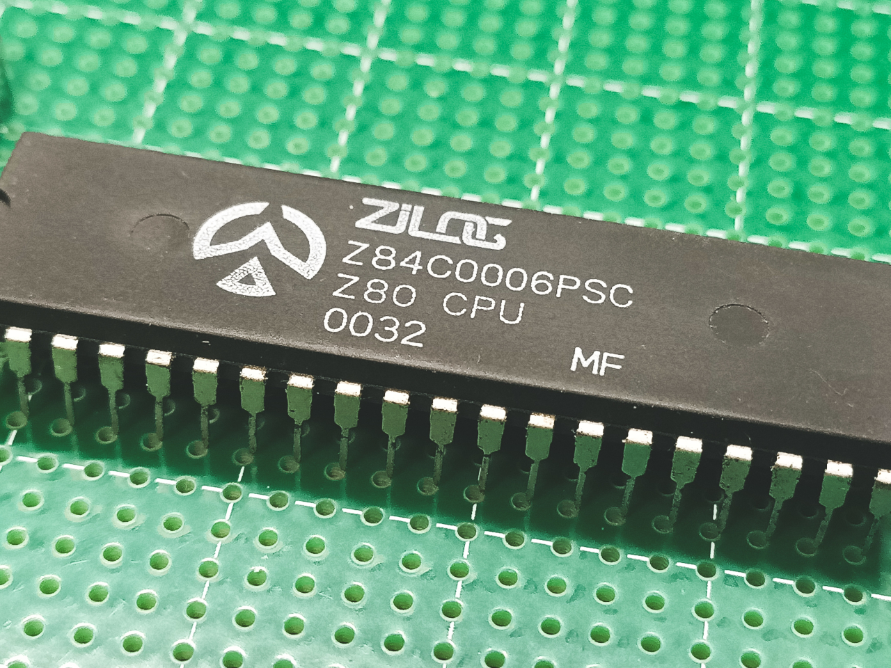 Zilog Z80 Z84C0006PSC